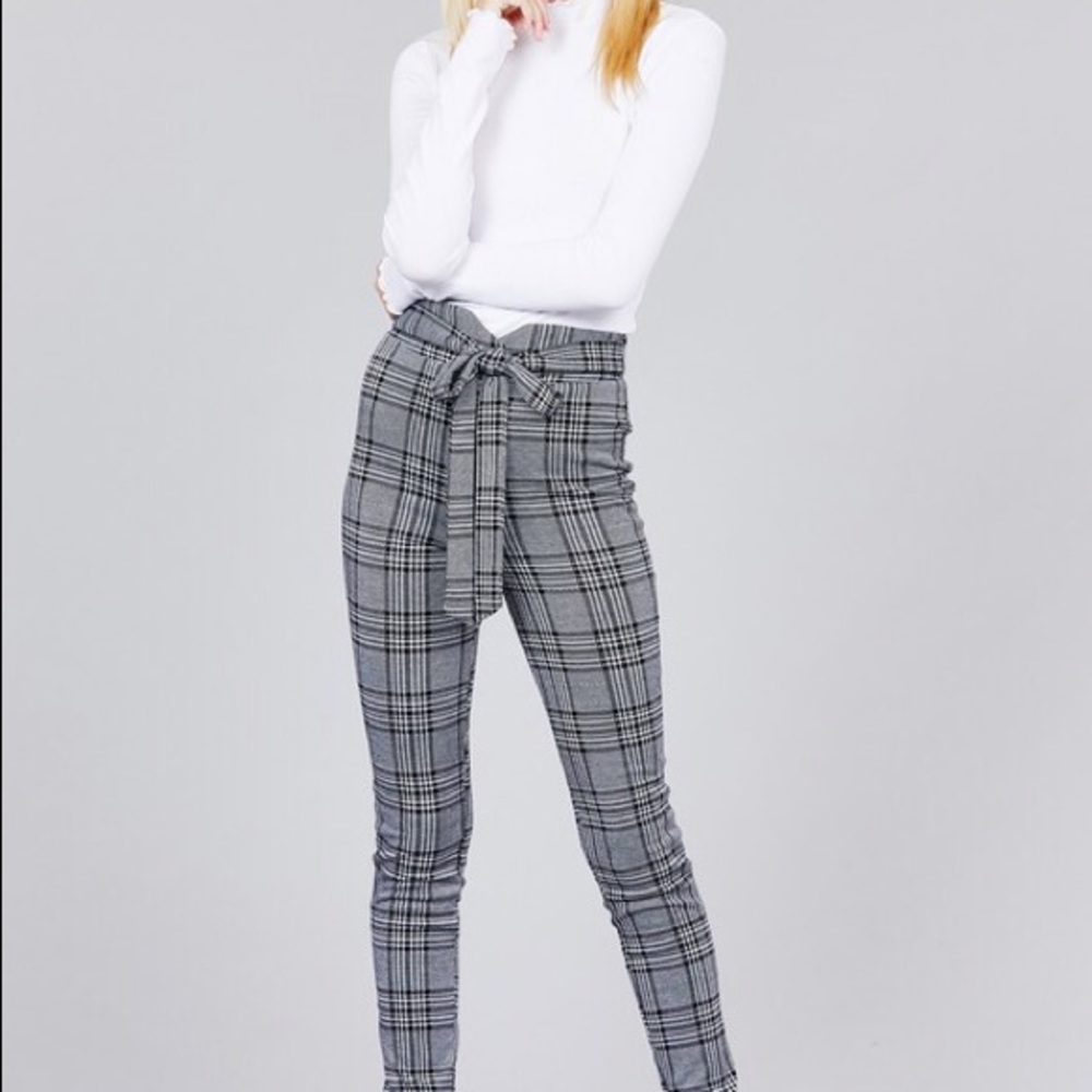 Long Sleeve Ribbed Top - Picture 6 of 6